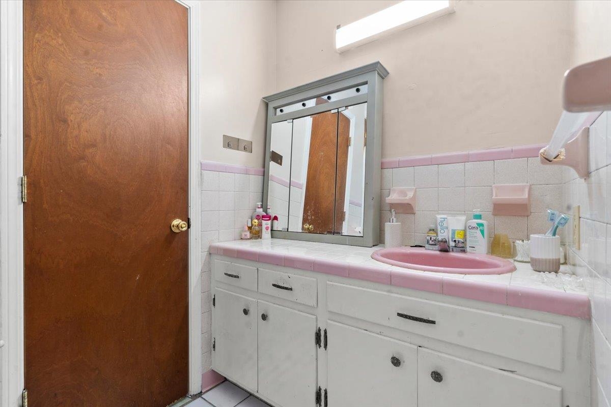 924 Tyler Rd. Property Photo 40