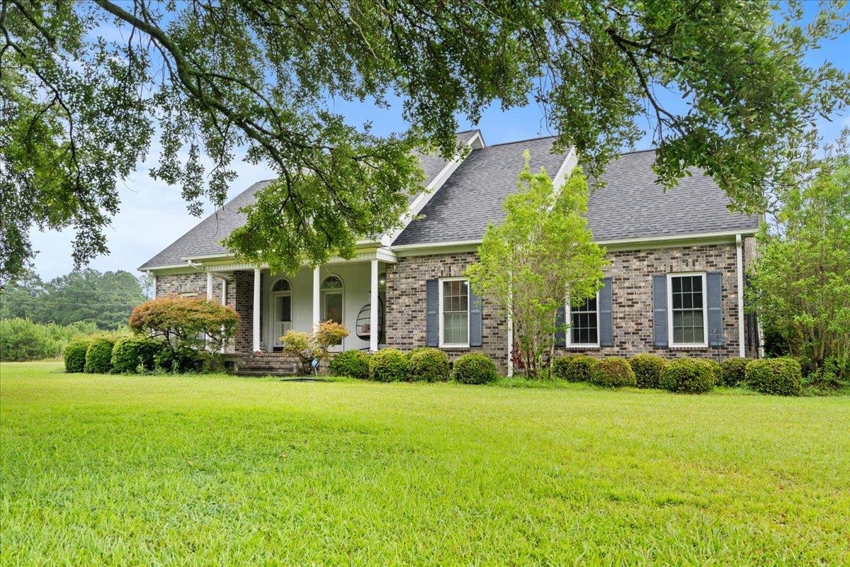 4044 Willow Creek Rd Property Photo 1