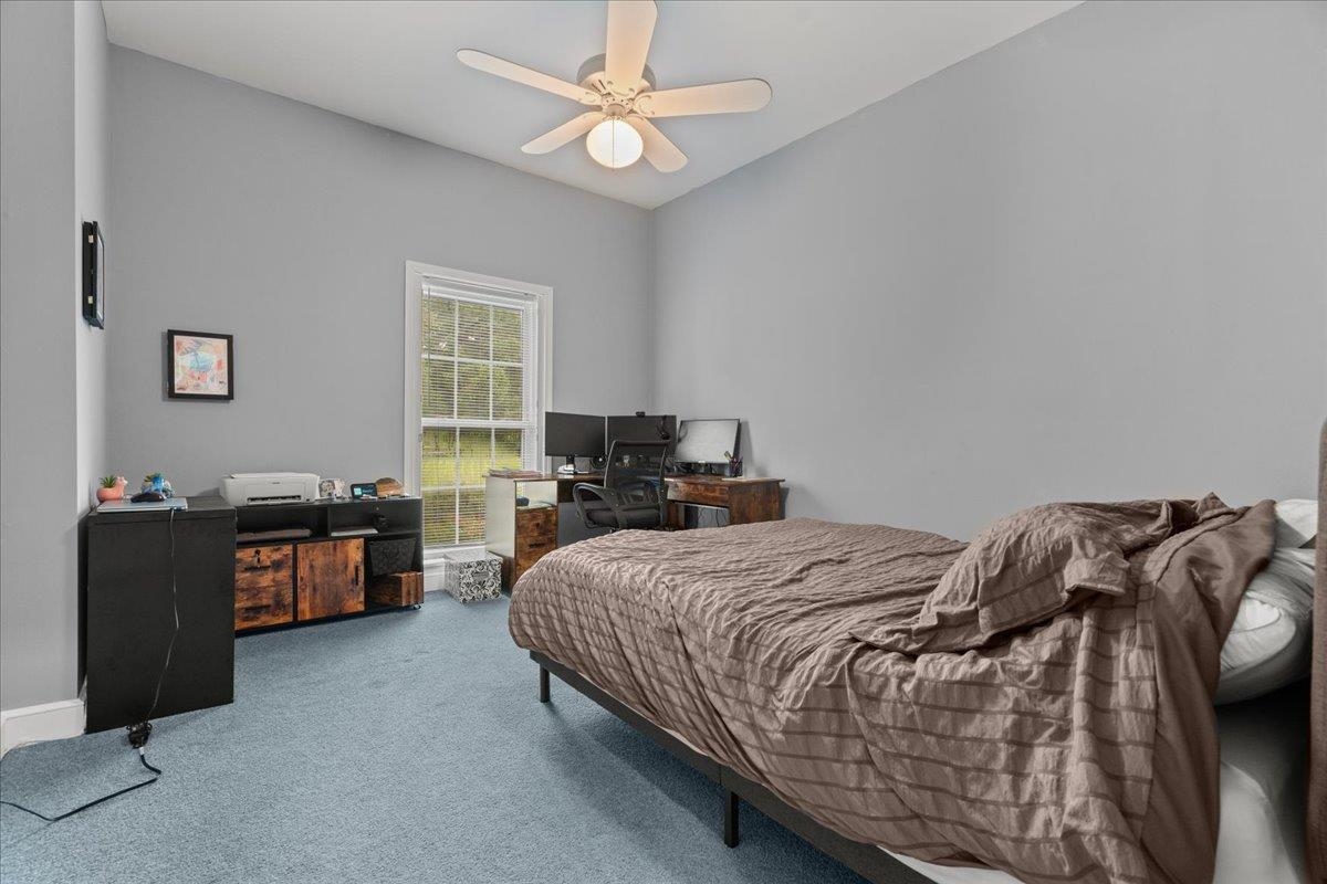 4044 Willow Creek Rd Property Photo 25