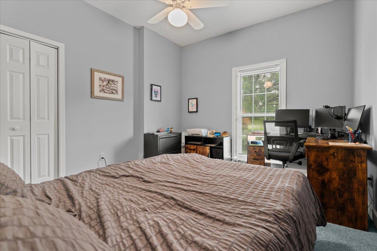 4044 Willow Creek Rd Property Photo 26