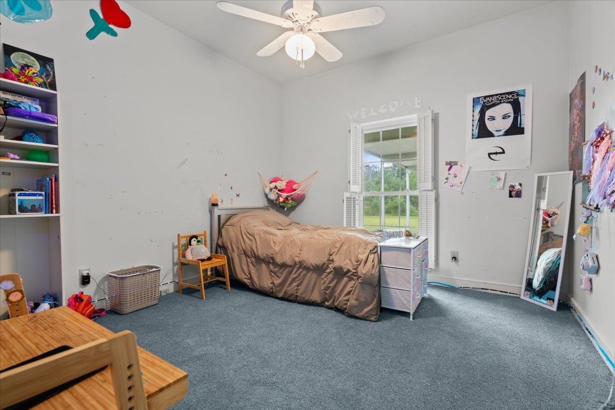 4044 Willow Creek Rd Property Photo 27