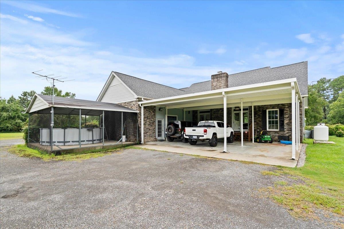 4044 Willow Creek Rd Property Photo 34