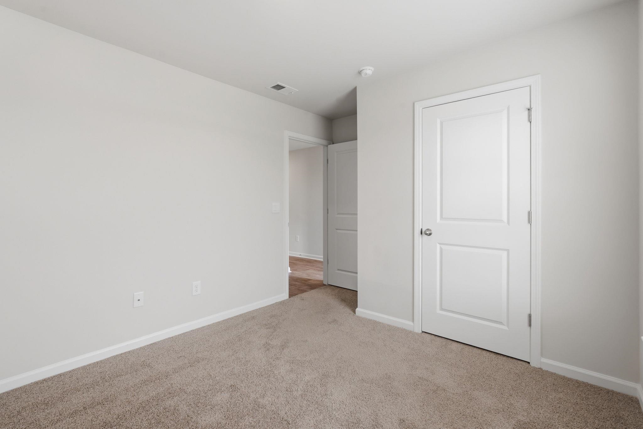 276 Country Grove Way Property Photo 7