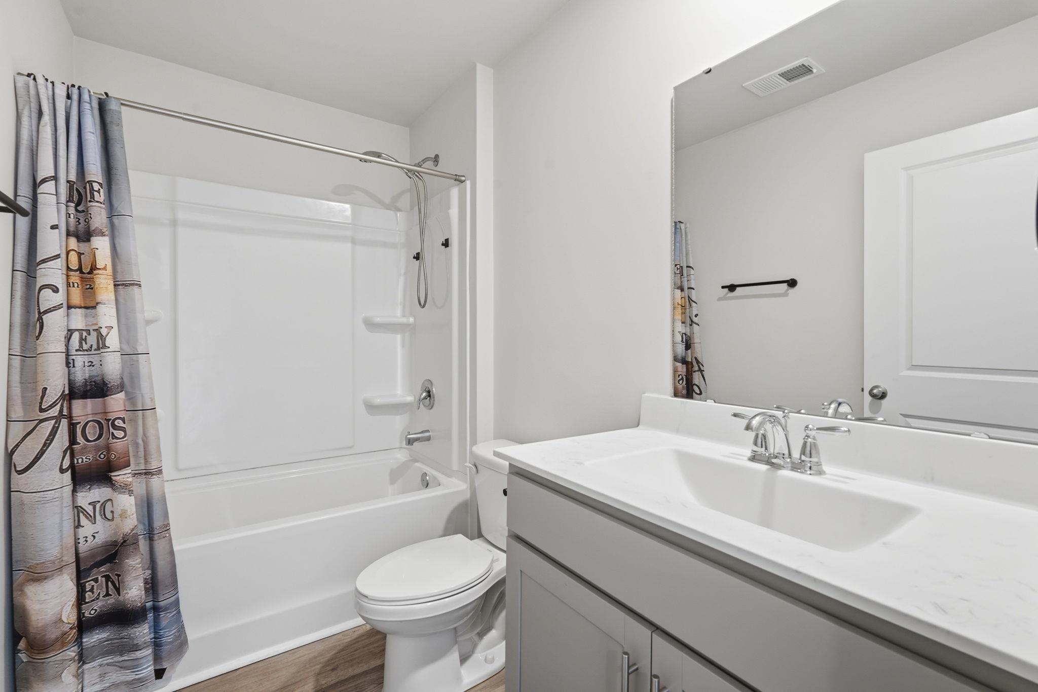 276 Country Grove Way Property Photo 8