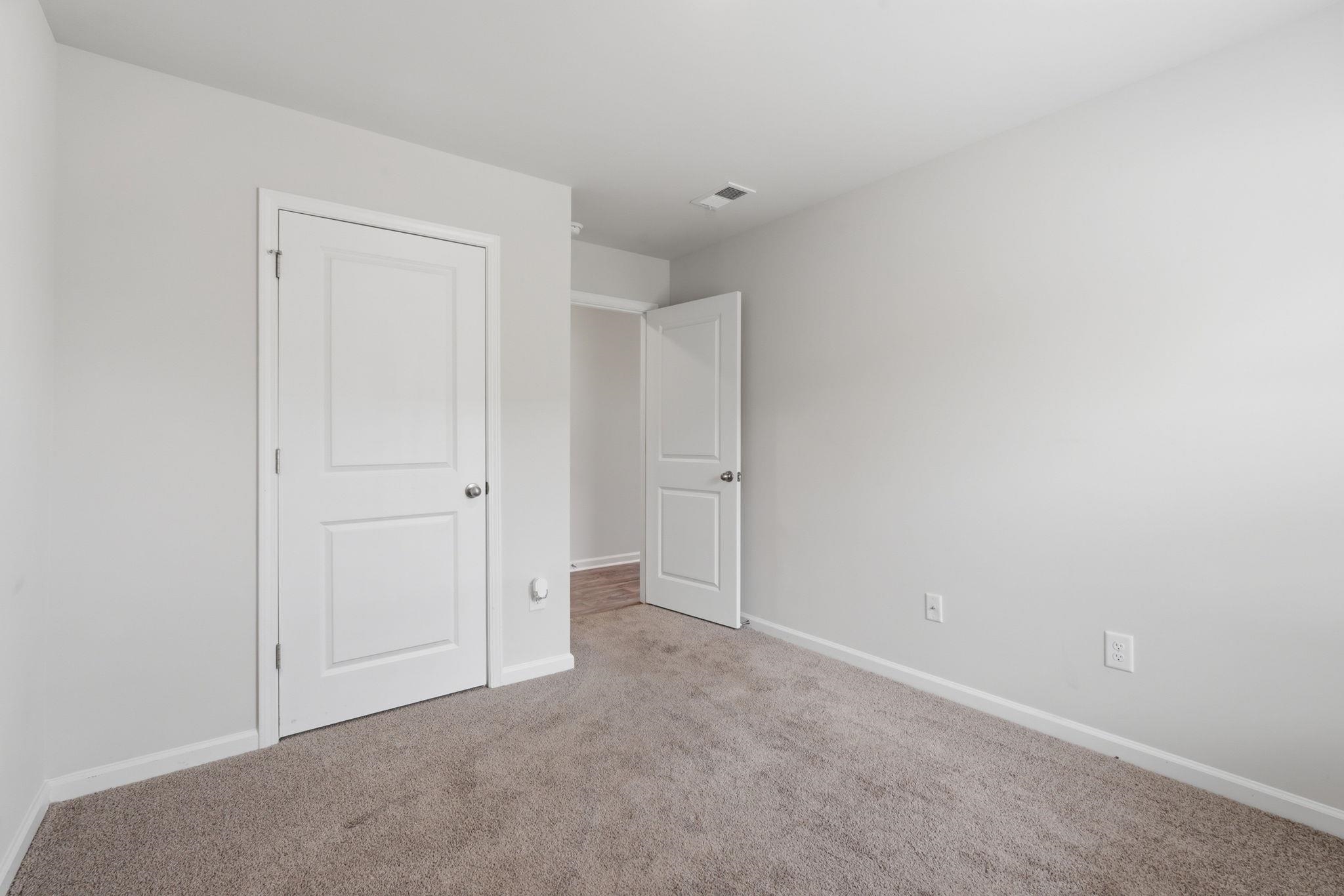 276 Country Grove Way Property Photo 10
