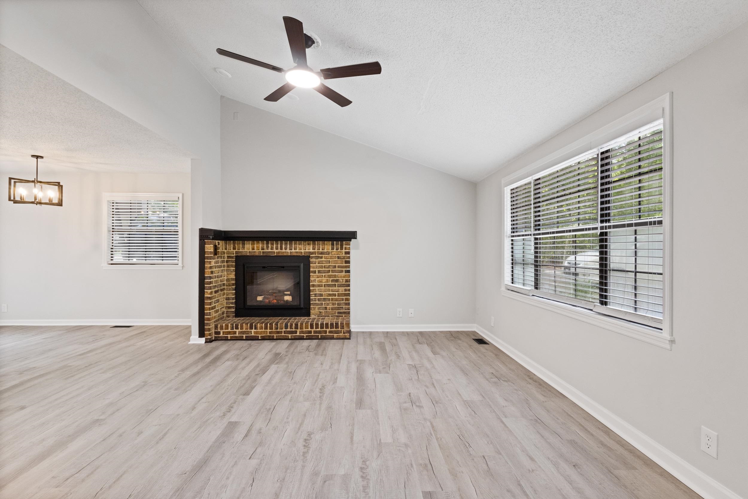 2117 Lafayette Circle Property Photo 8