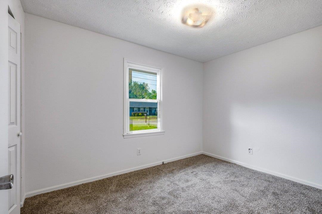 1502 Sixth Ave. Property Photo 12