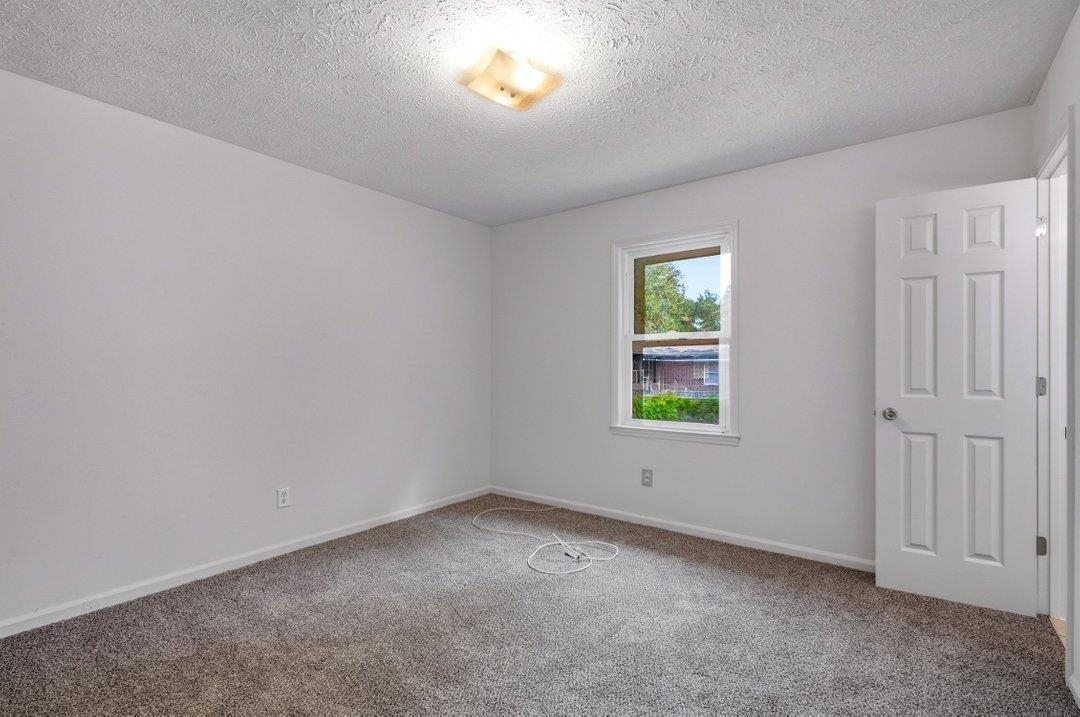1502 Sixth Ave. Property Photo 14