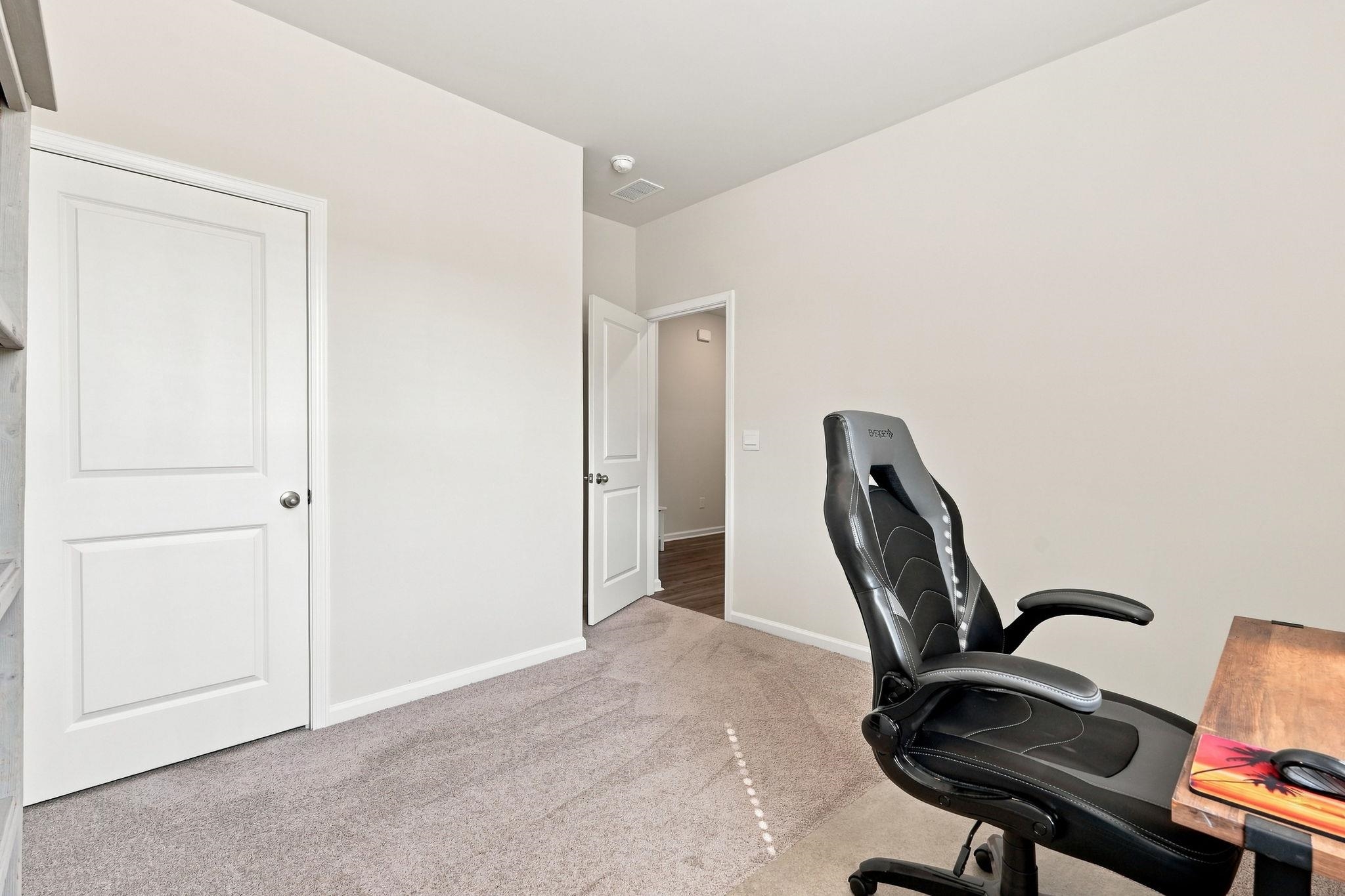 8001 Murrayfield Ct. Property Photo 11