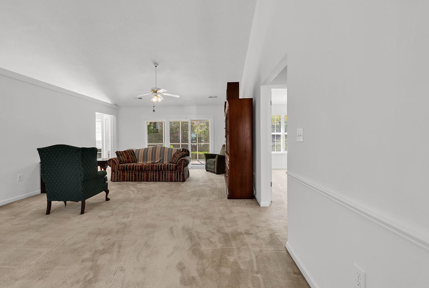 1430 Ashton Glenn Dr Property Photo 2