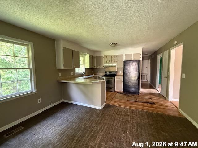 40 Sampson Dr. Property Photo 4
