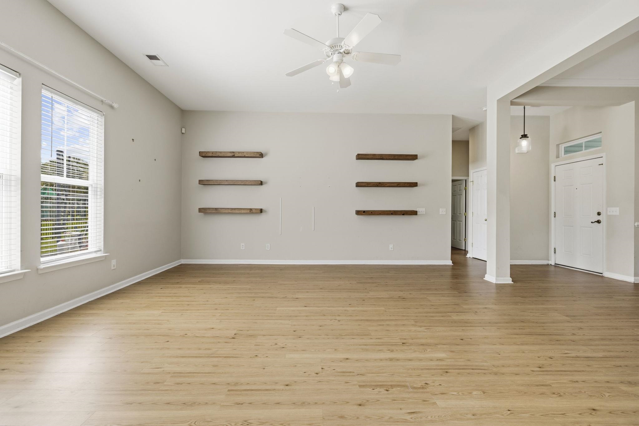 113 Haig Dr. Property Photo 6