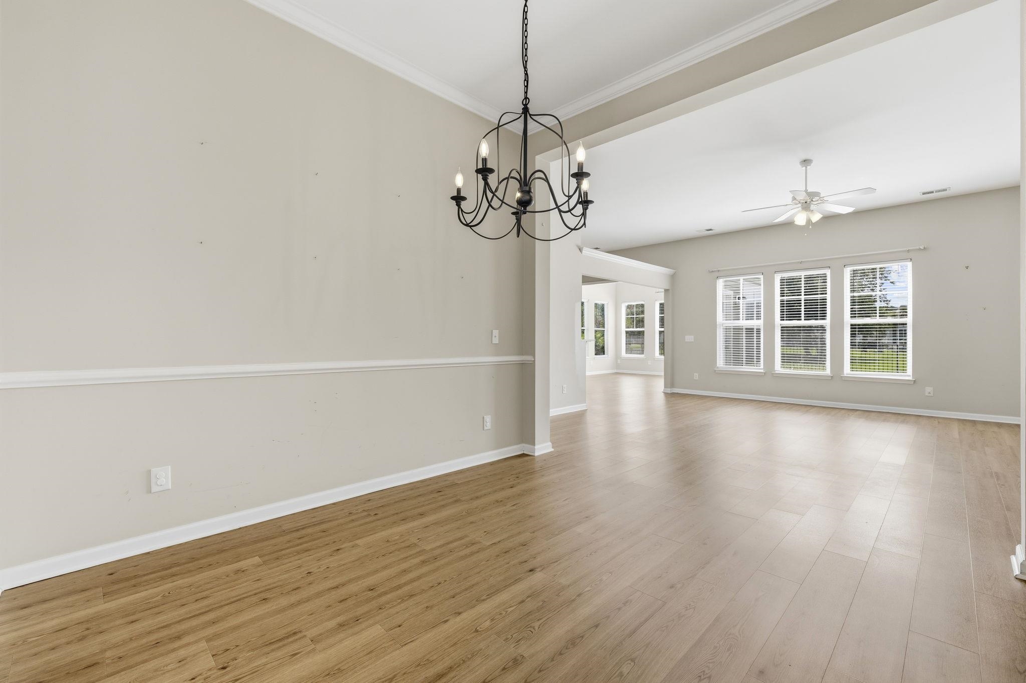 113 Haig Dr. Property Photo 16