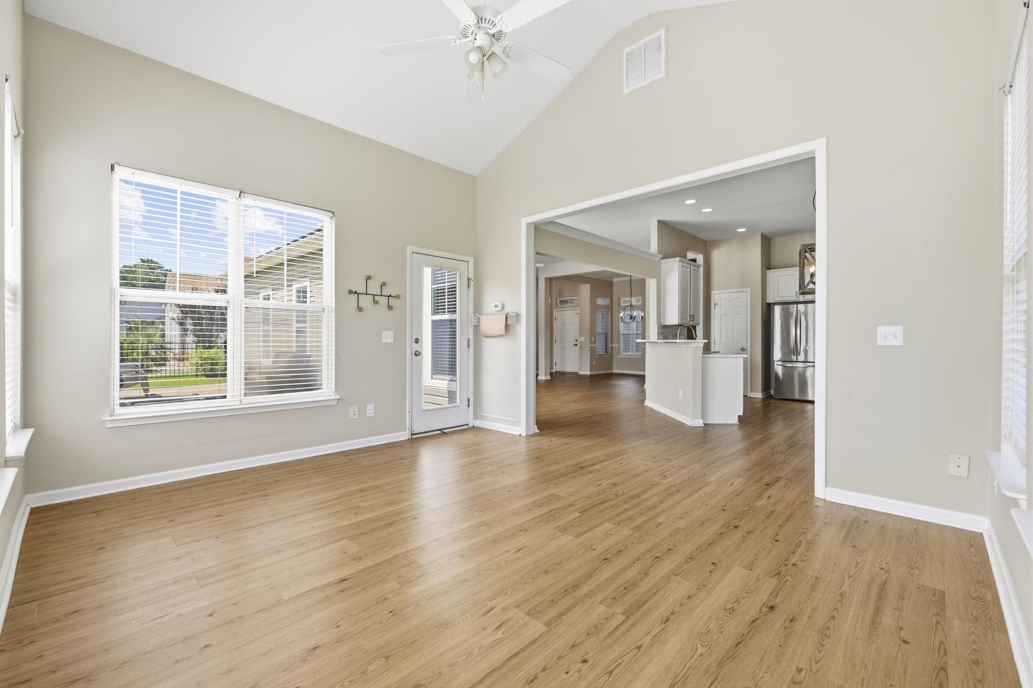 113 Haig Dr. Property Photo 20
