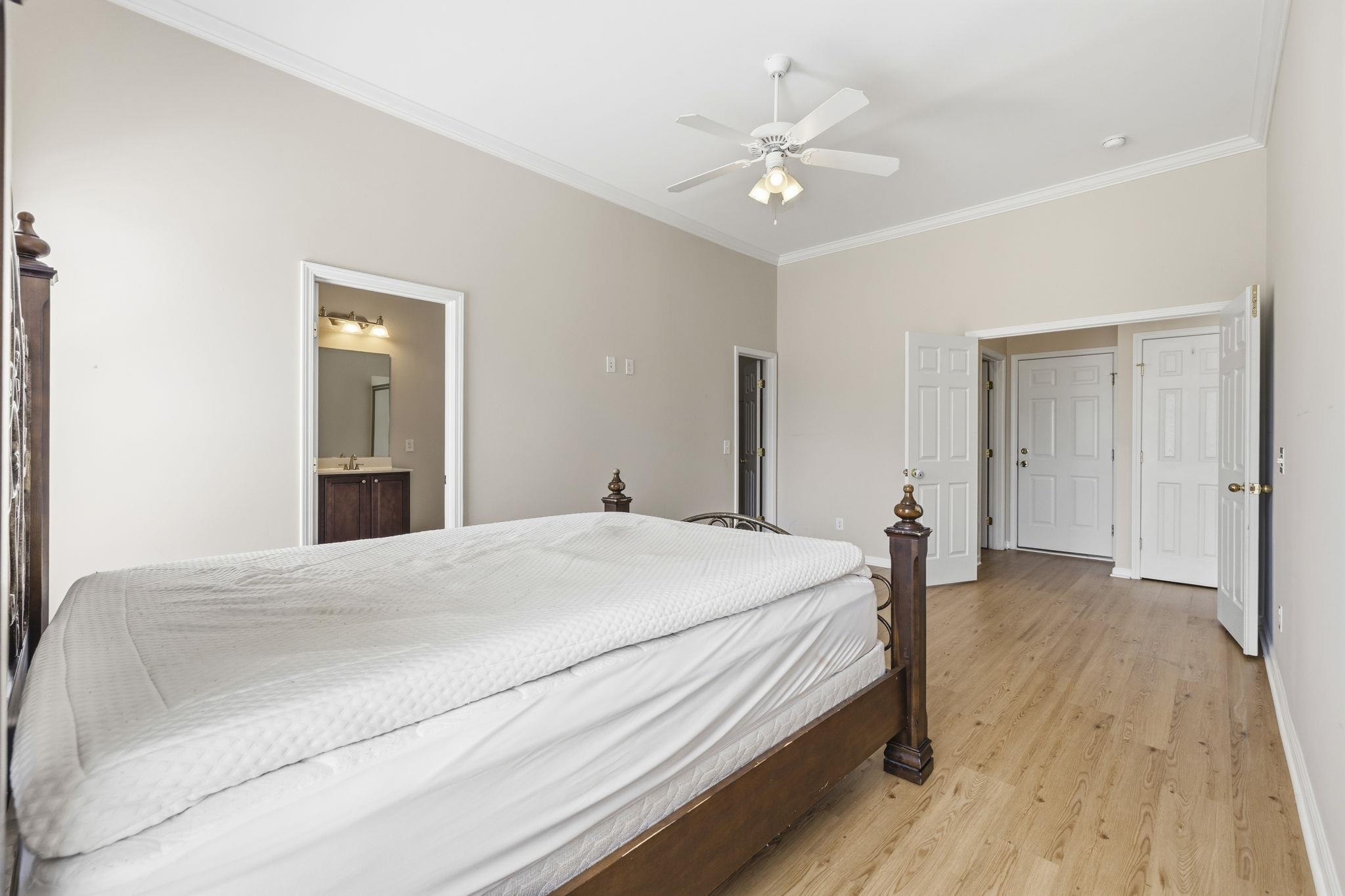 113 Haig Dr. Property Photo 23