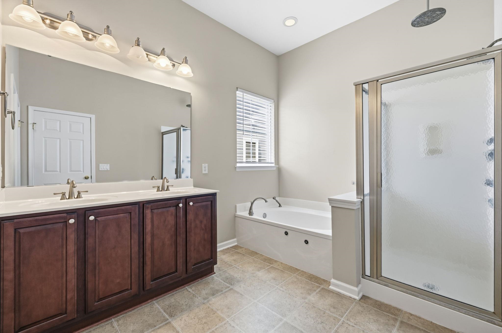 113 Haig Dr. Property Photo 24