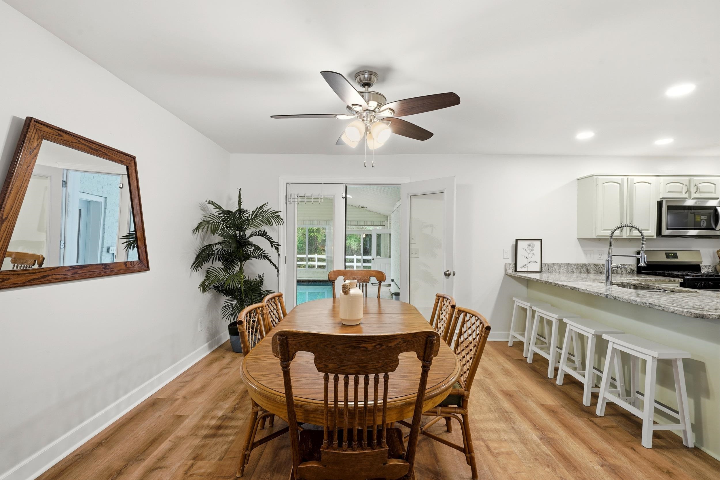 18 Sextant Pl. Property Photo 6