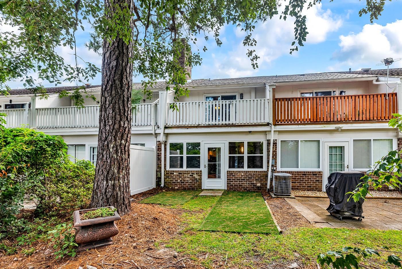 1840 Fairway Ridge Dr. Property Photo 5