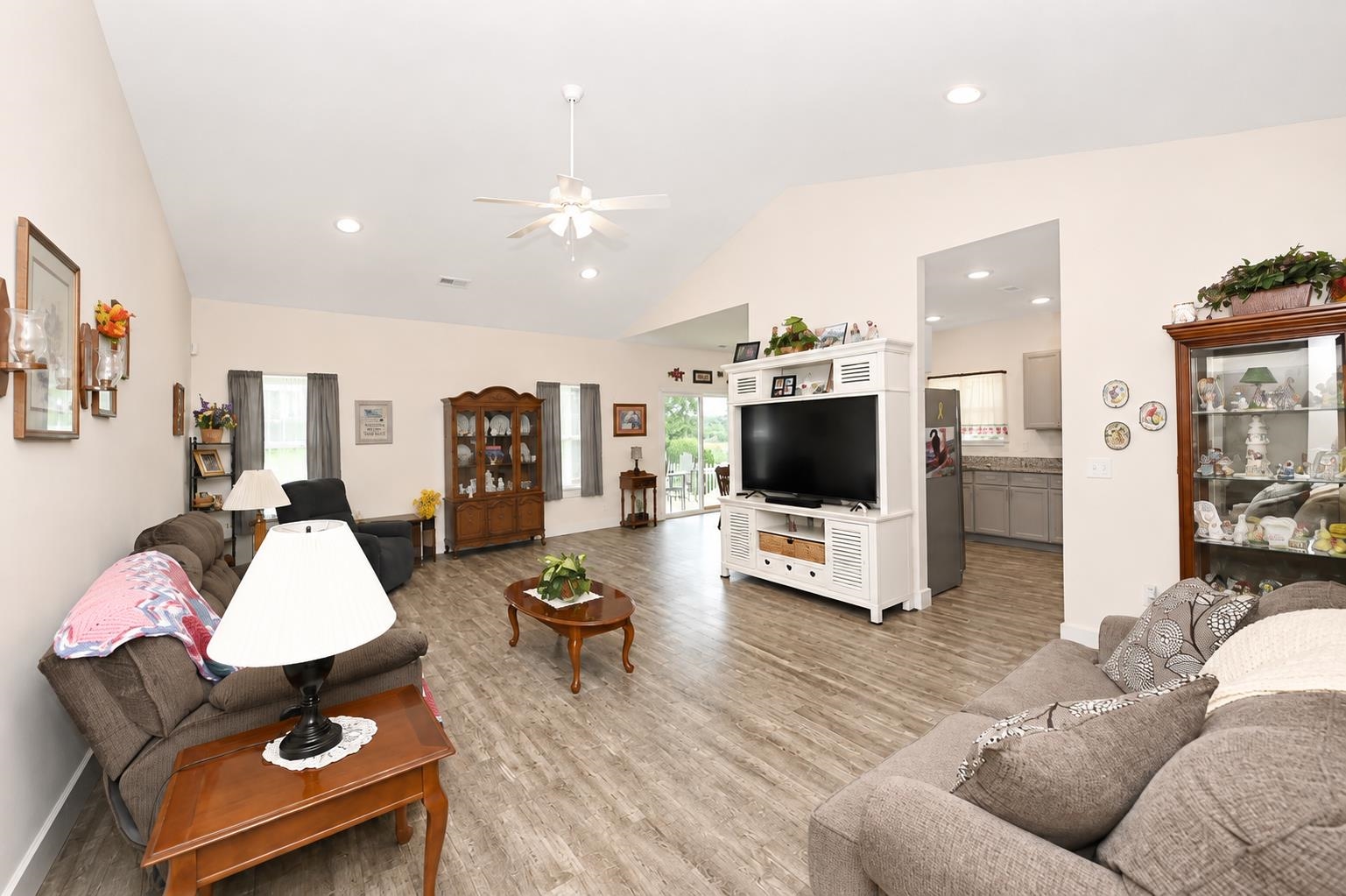 10651 S Highway 905 Property Photo 3