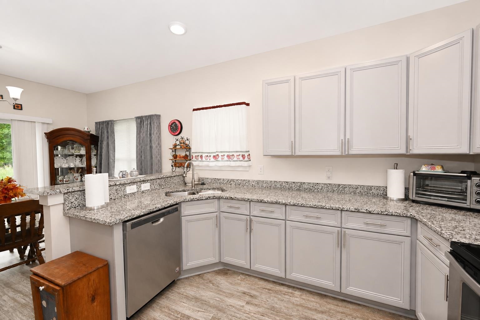 10651 S Highway 905 Property Photo 14