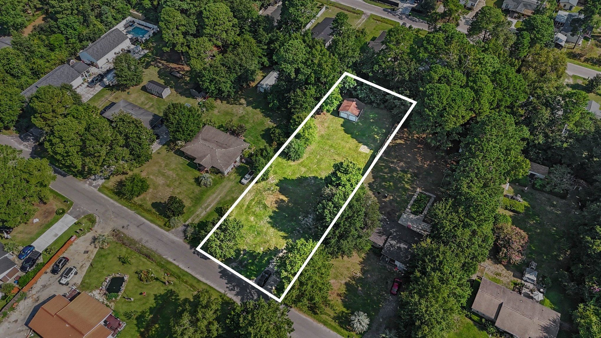 917 Tiffany Ln. Property Photo 2