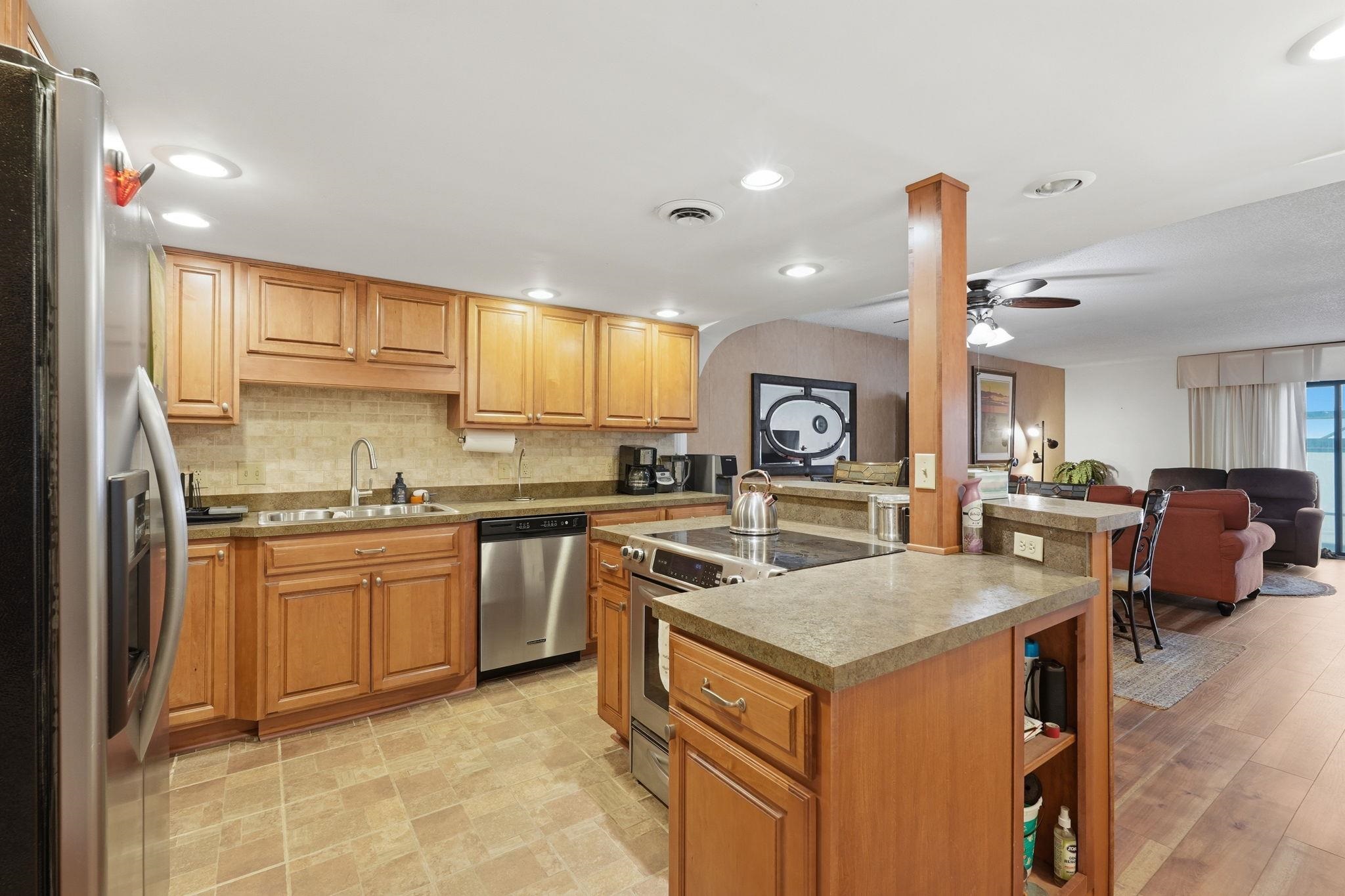 4311 S Ocean Blvd. Property Photo 2