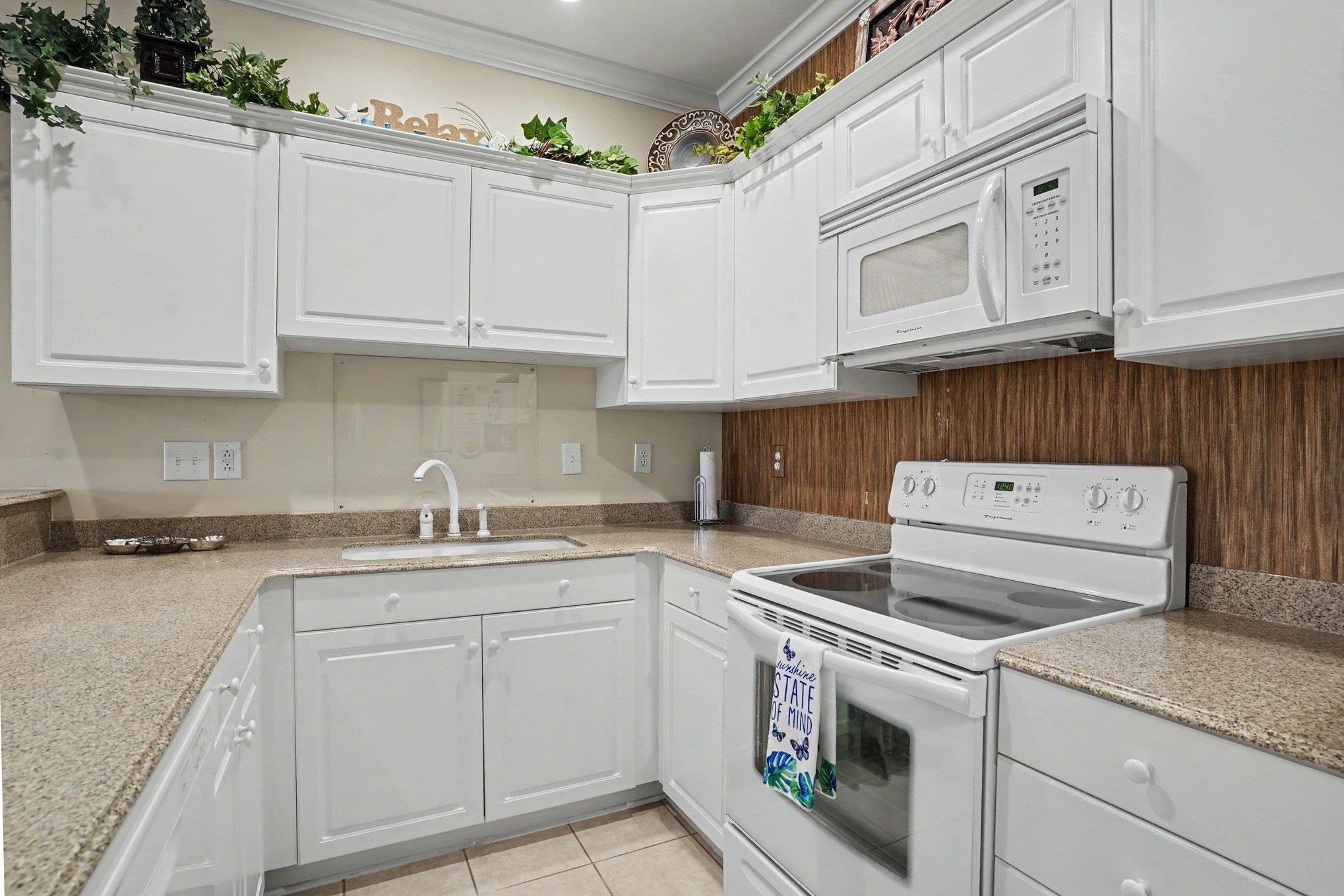 1008 Ray Costin Way Property Photo 13