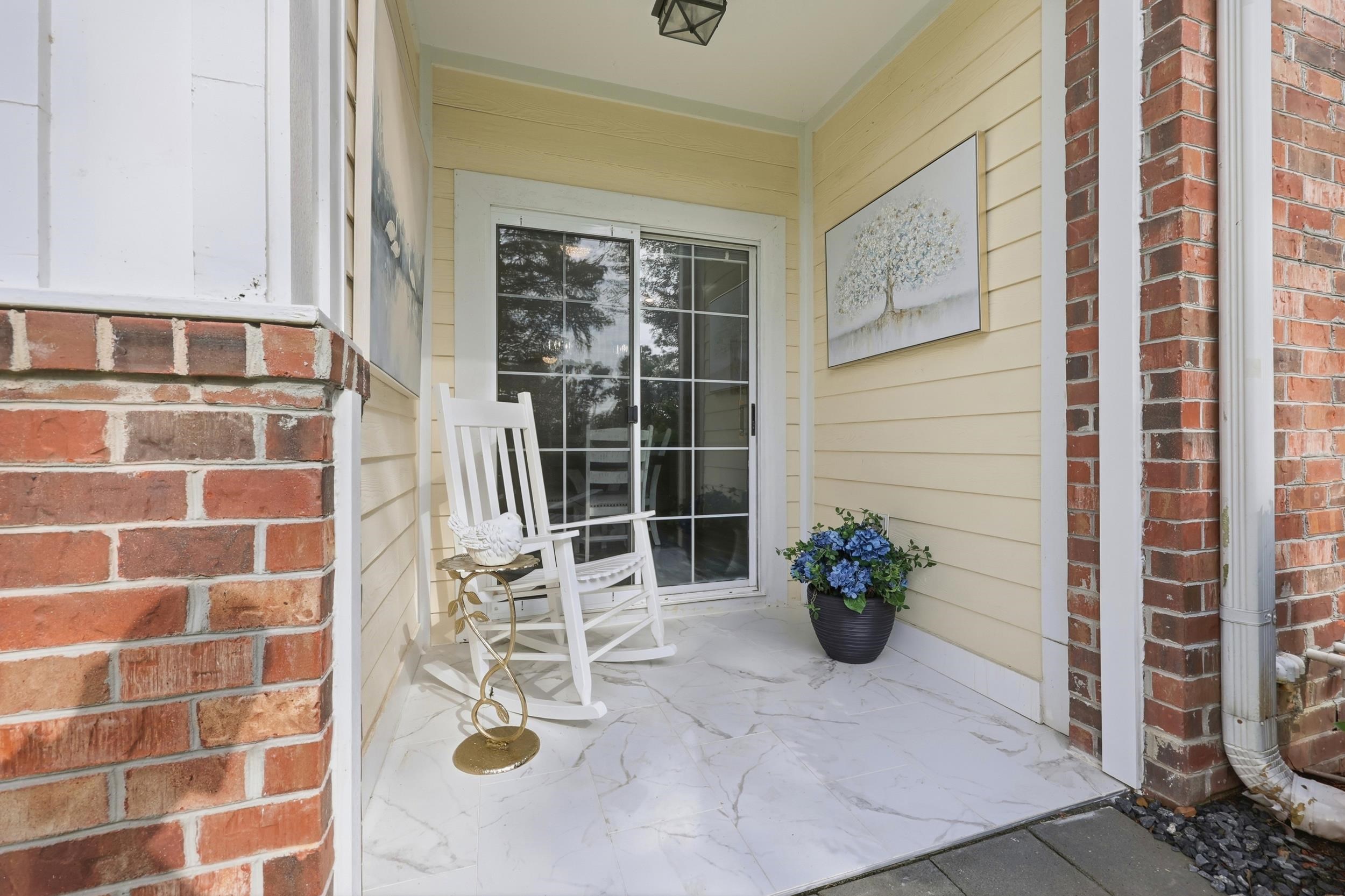 687 Riverwalk Dr. Property Photo 19