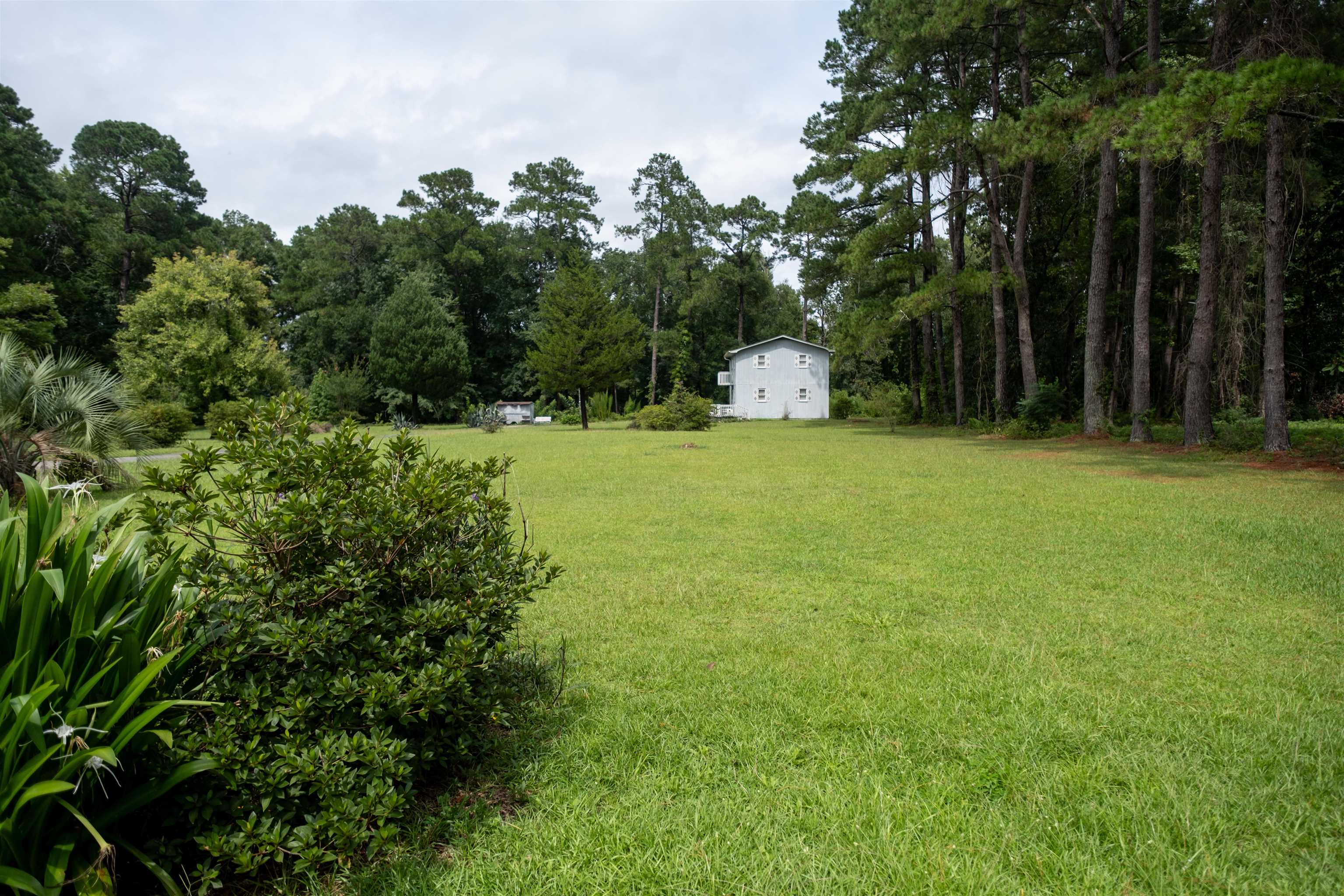 7060 Horseshoe Circle Property Photo 6
