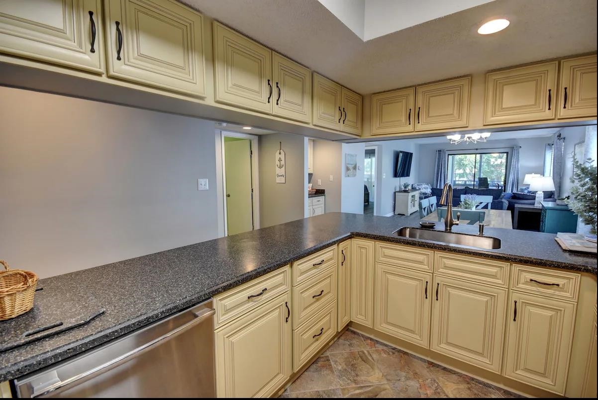 250 Maison Dr. Property Photo 4