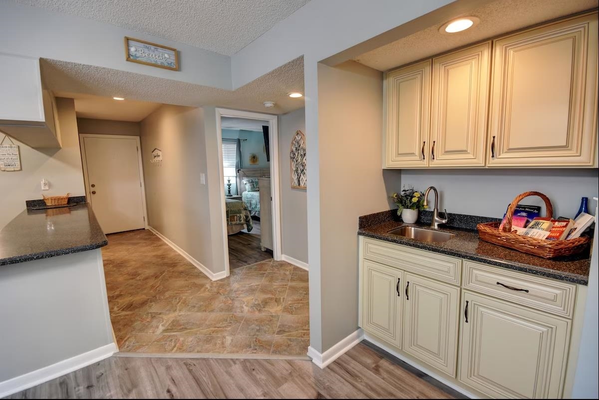 250 Maison Dr. Property Photo 6
