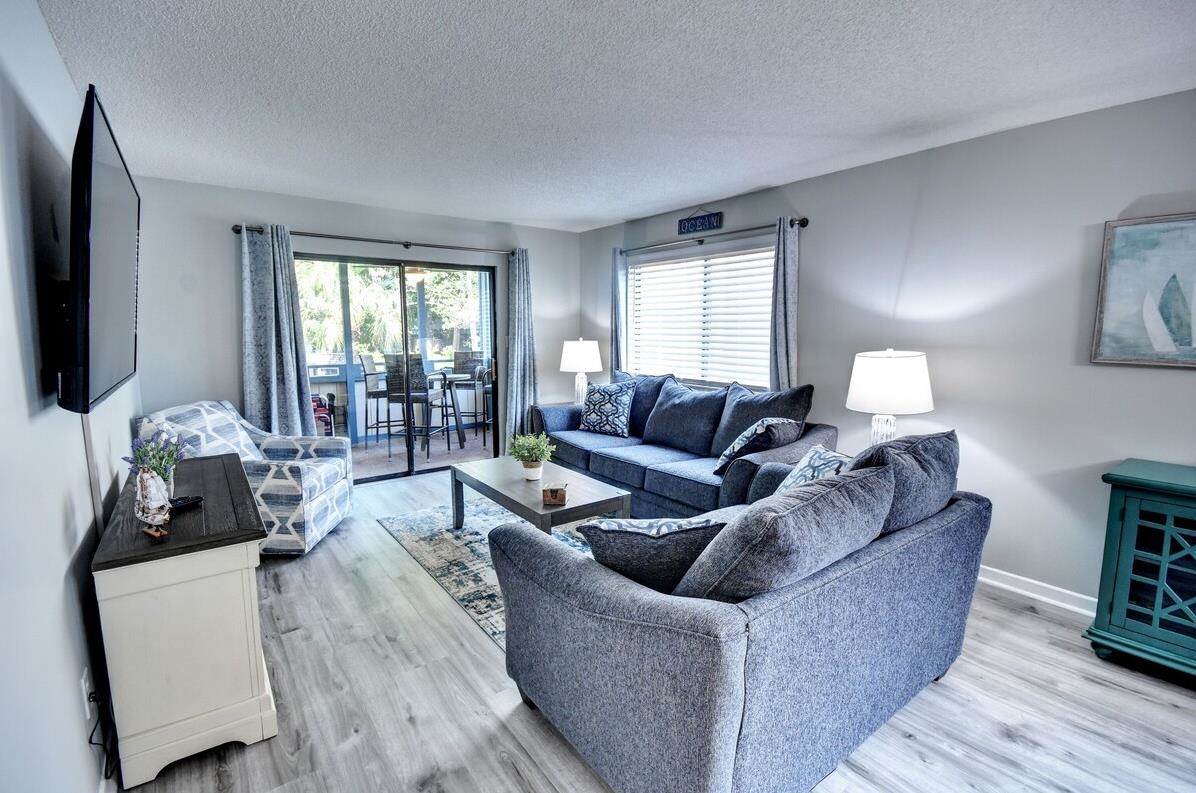 250 Maison Dr. Property Photo 8
