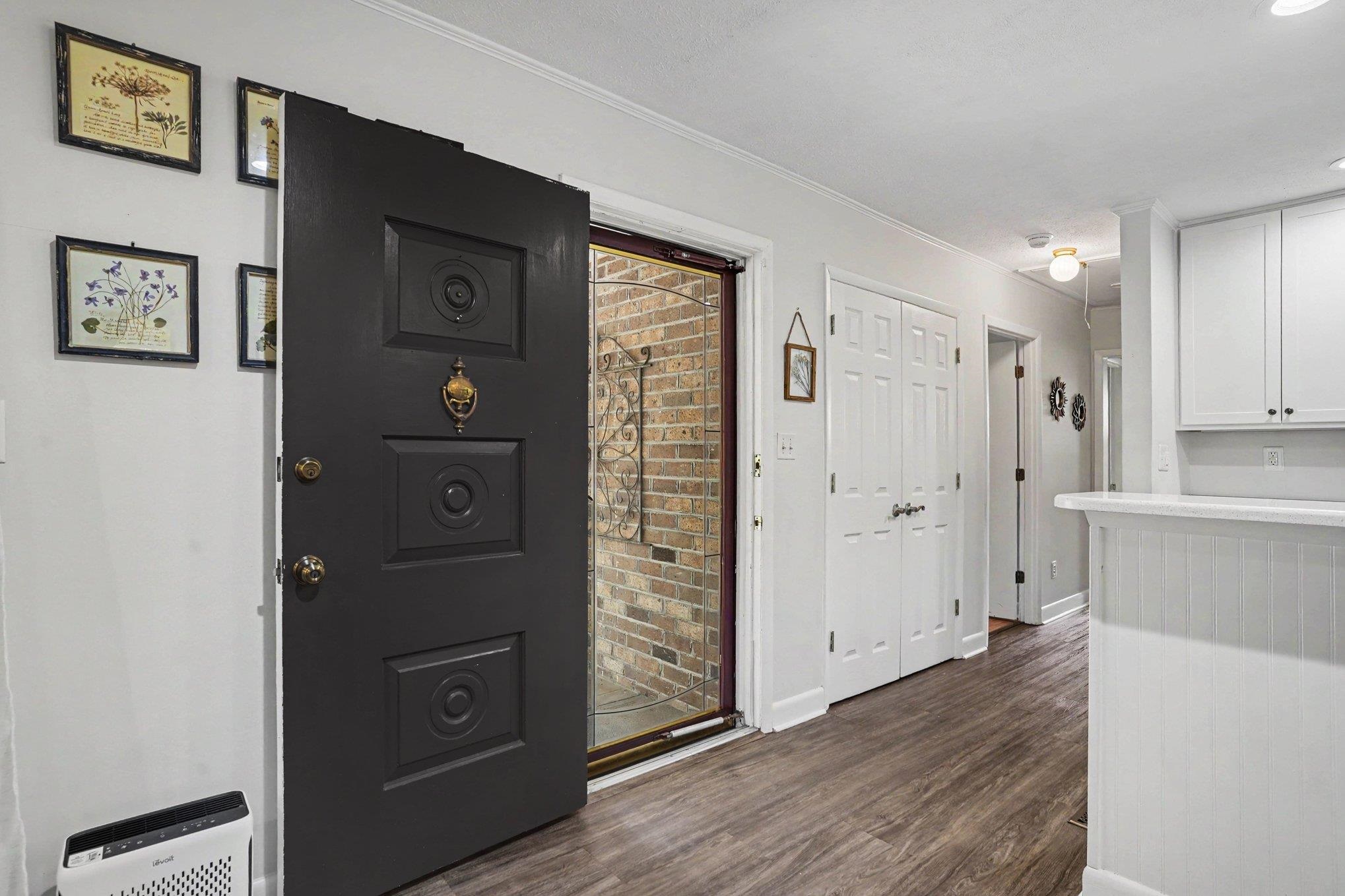 6303 Porcher Dr. Property Photo 4
