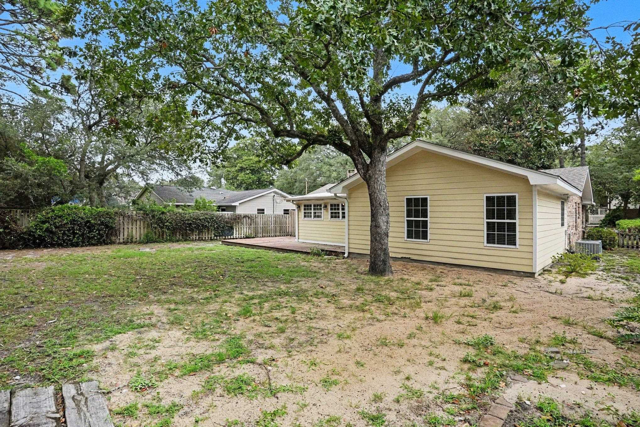 6303 Porcher Dr. Property Photo 33
