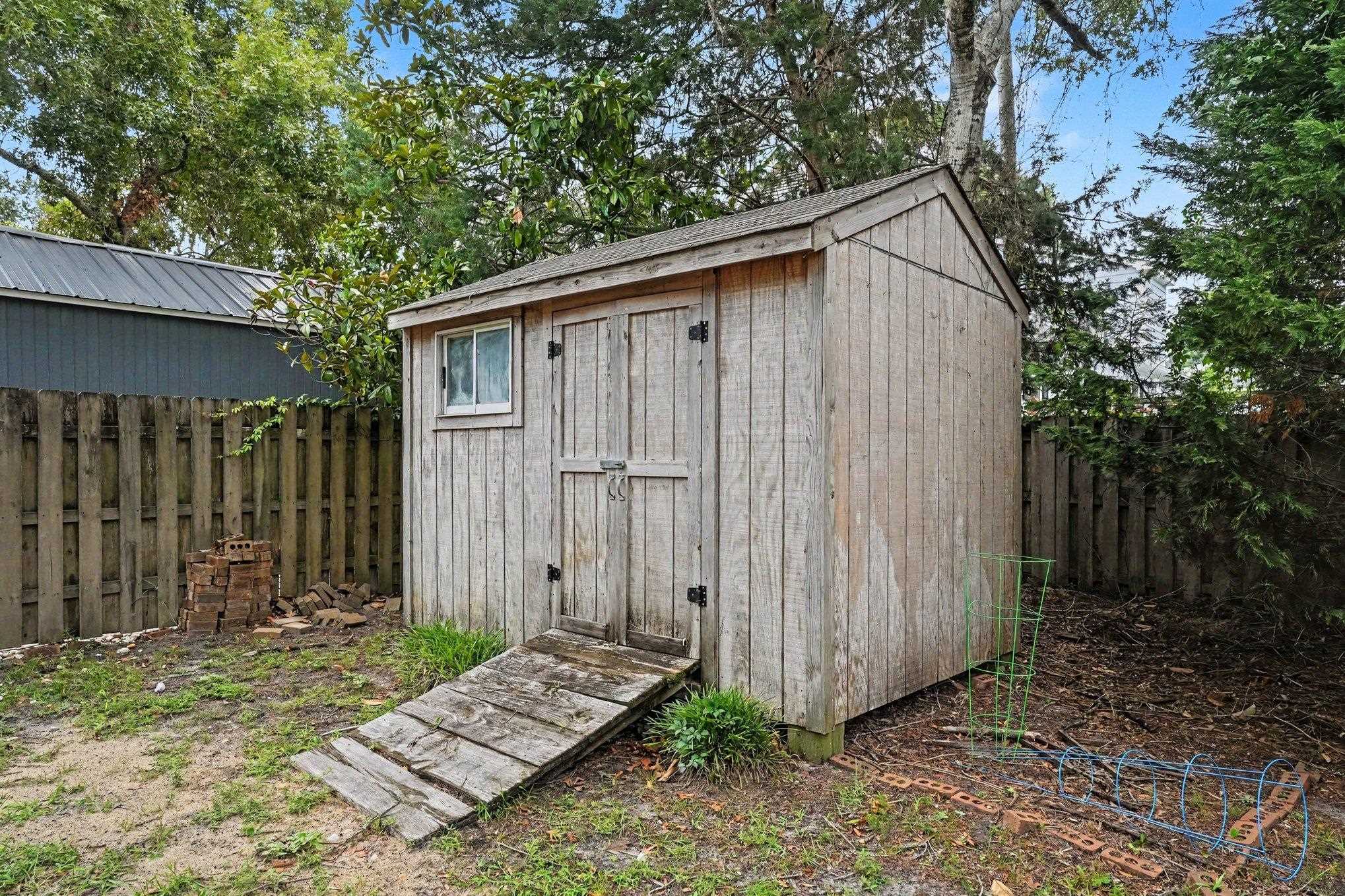 6303 Porcher Dr. Property Photo 35
