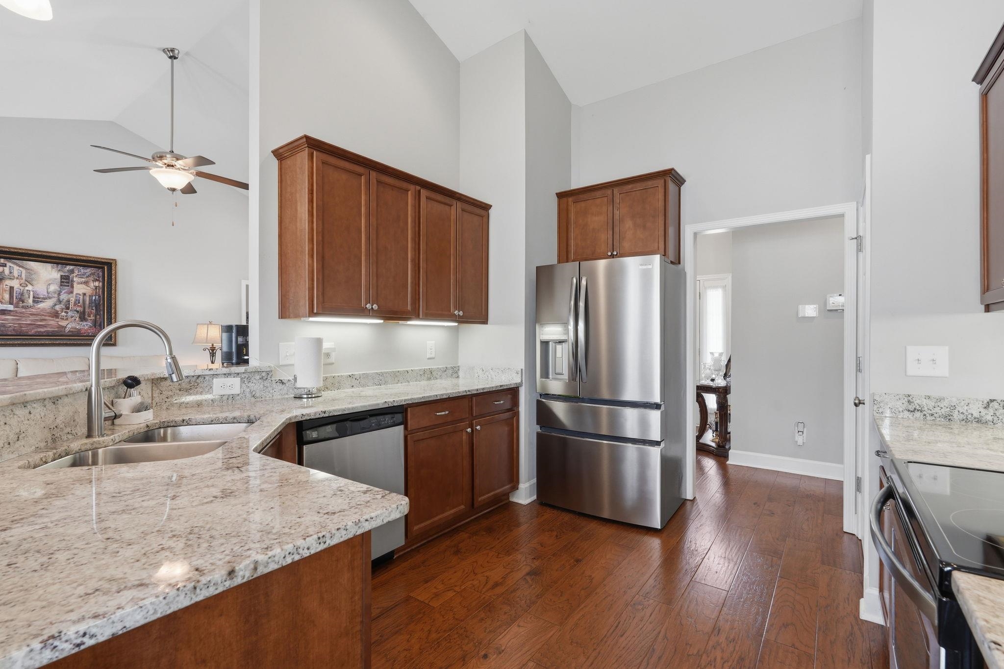 4101 Ridgewood Dr. Property Photo 18