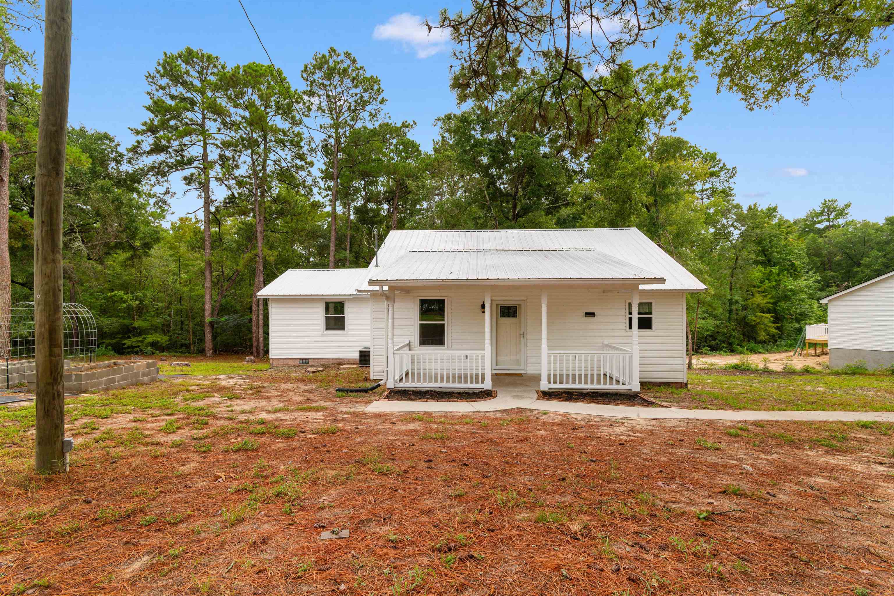9211 Little Hill Dr. Property Photo 1