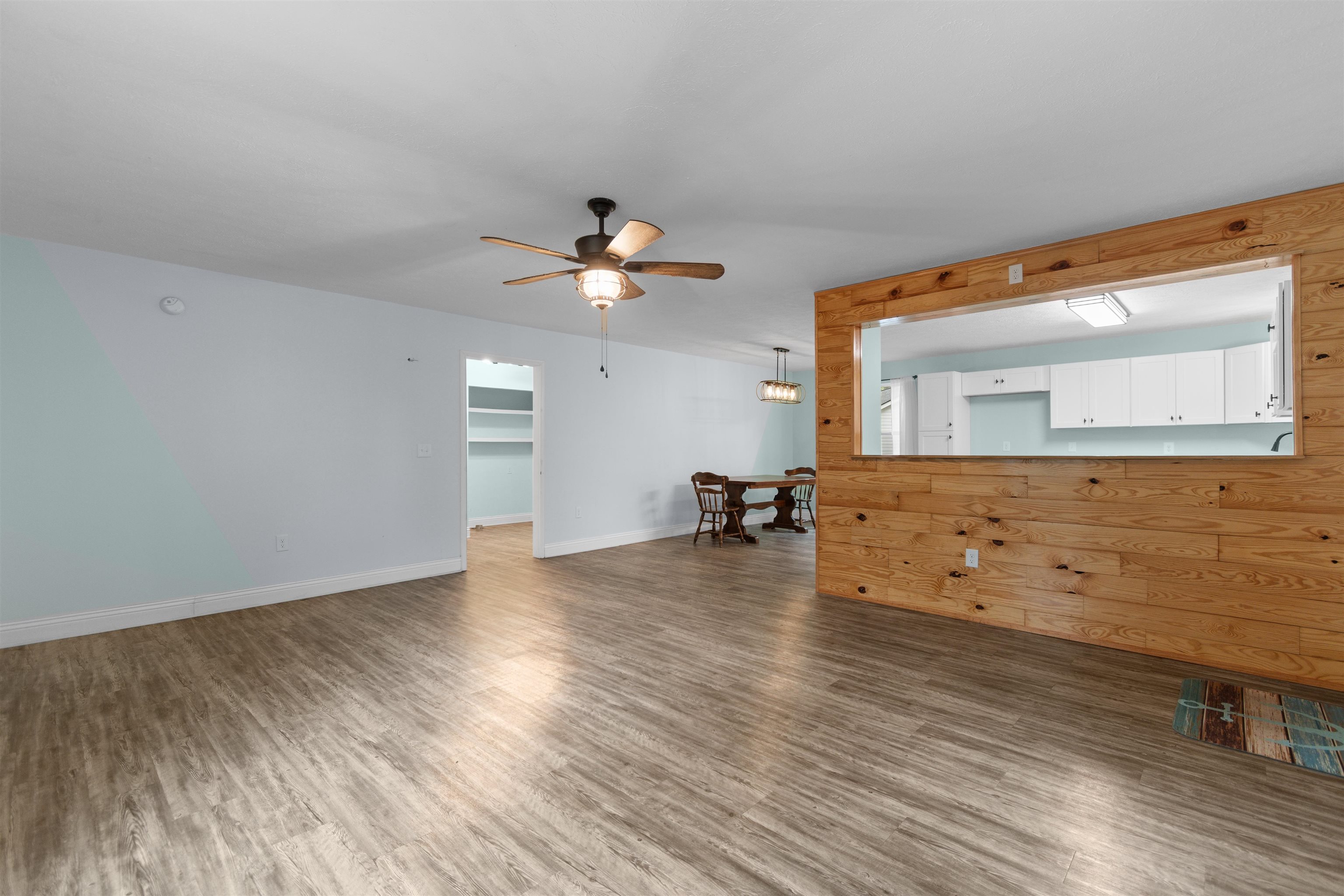 9211 Little Hill Dr. Property Photo 11