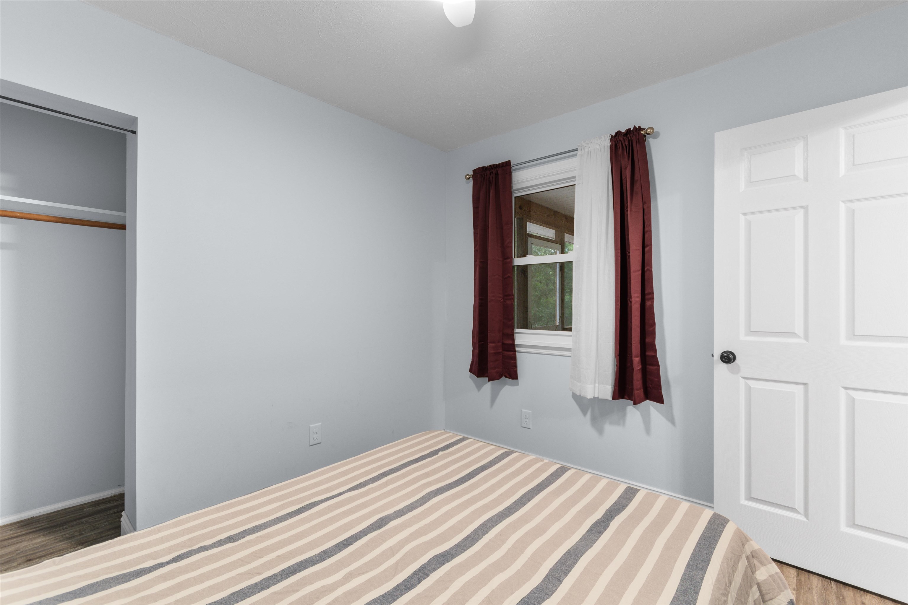 9211 Little Hill Dr. Property Photo 30
