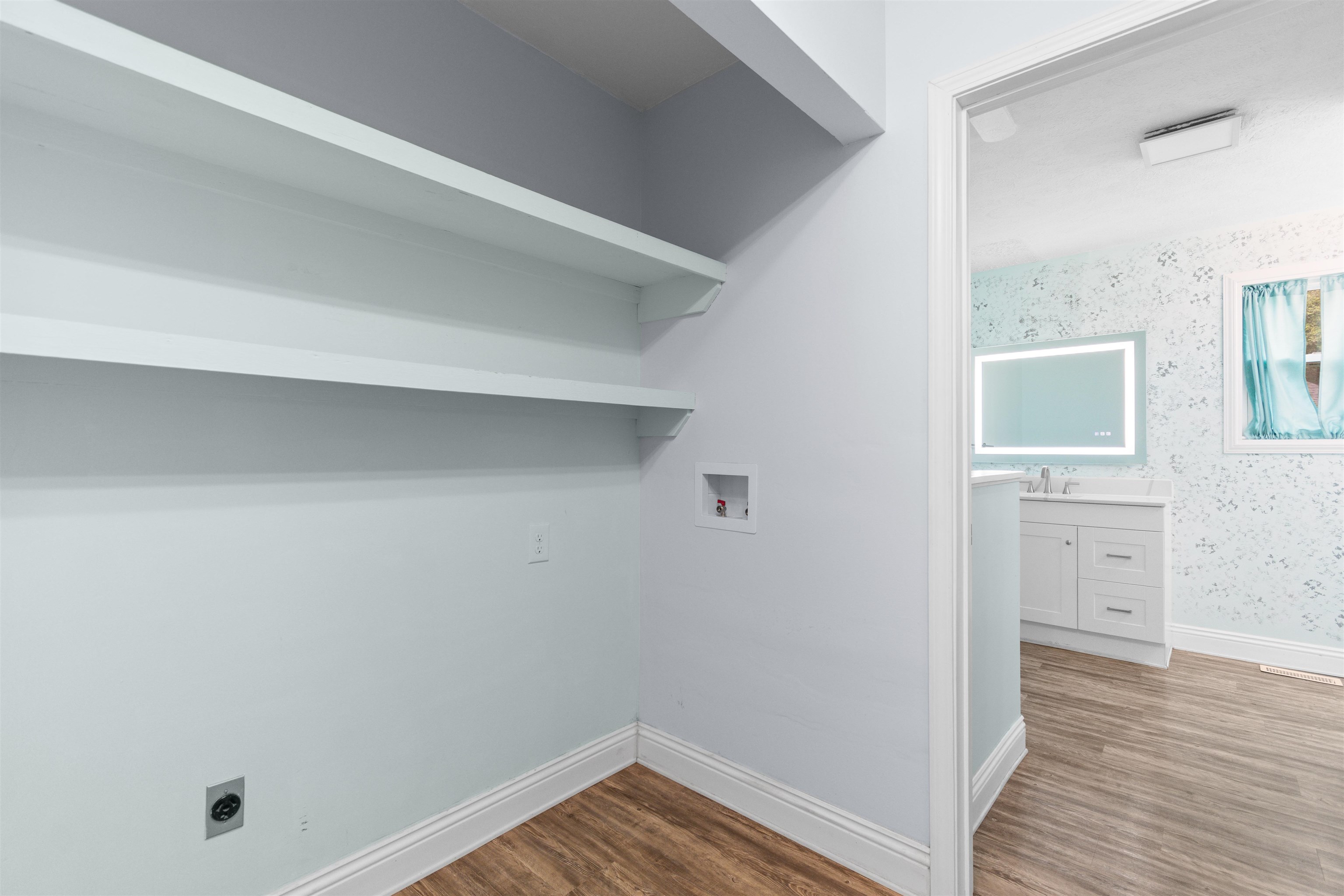 9211 Little Hill Dr. Property Photo 31