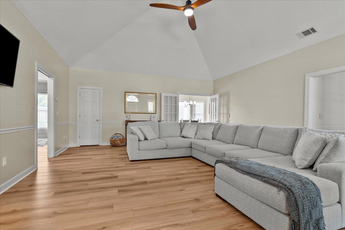 2021 Wethersfield Dr Property Photo 10