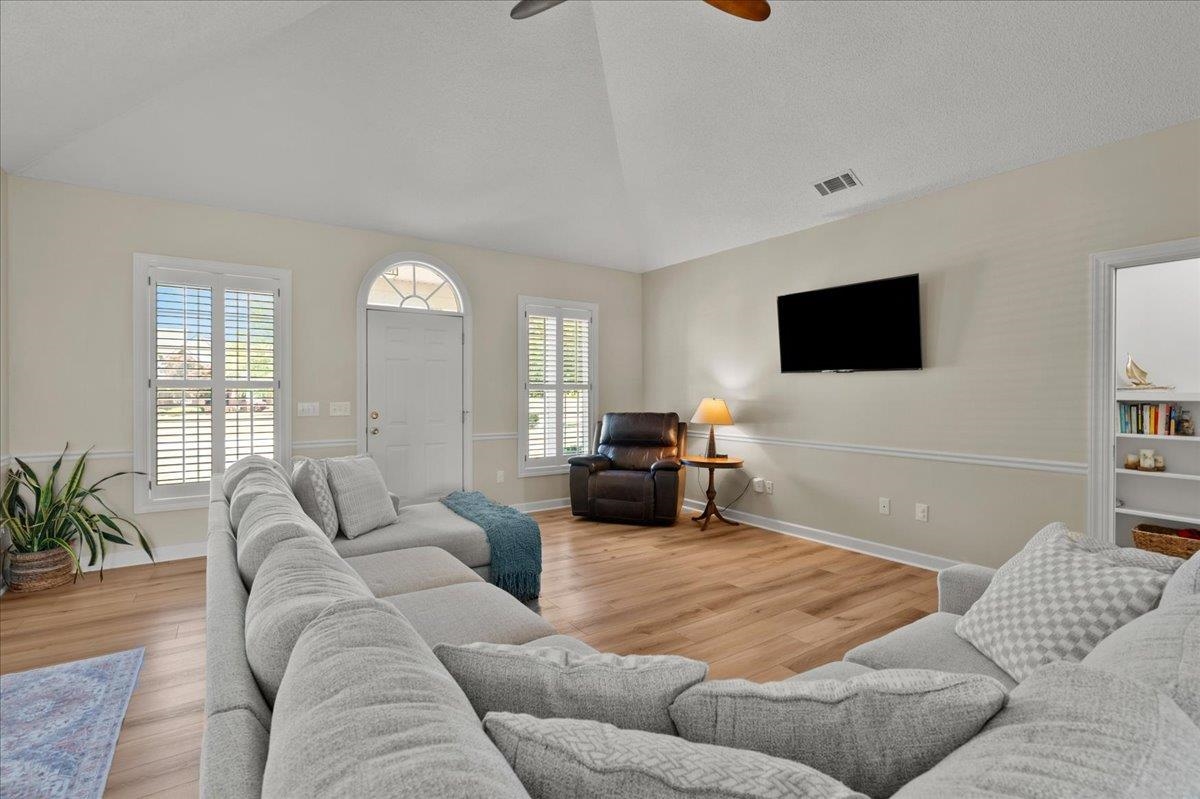 2021 Wethersfield Dr Property Photo 11