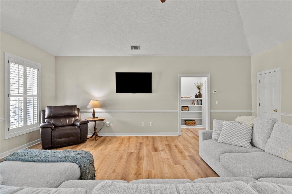 2021 Wethersfield Dr Property Photo 47