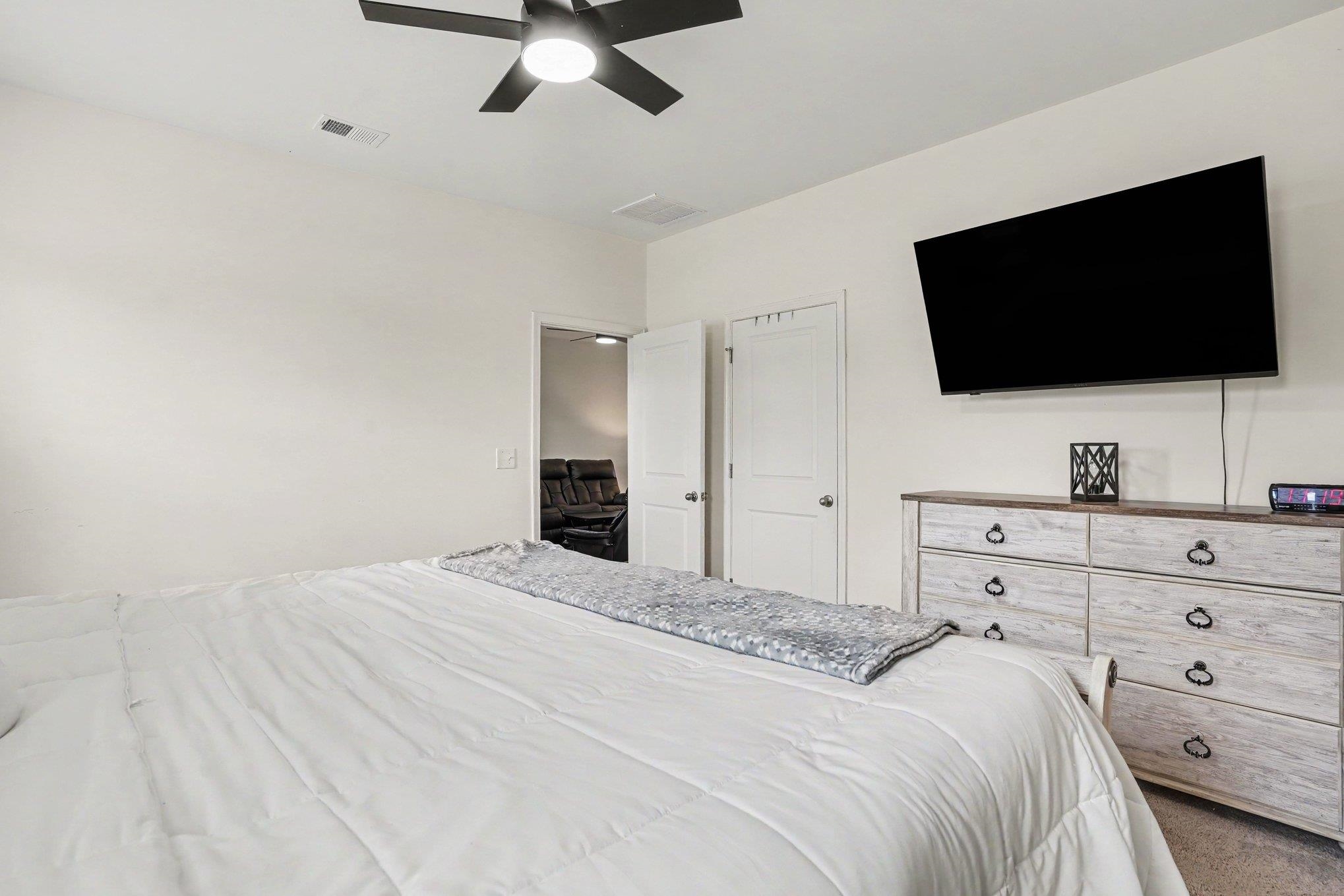 161 Linares St. Property Photo 12