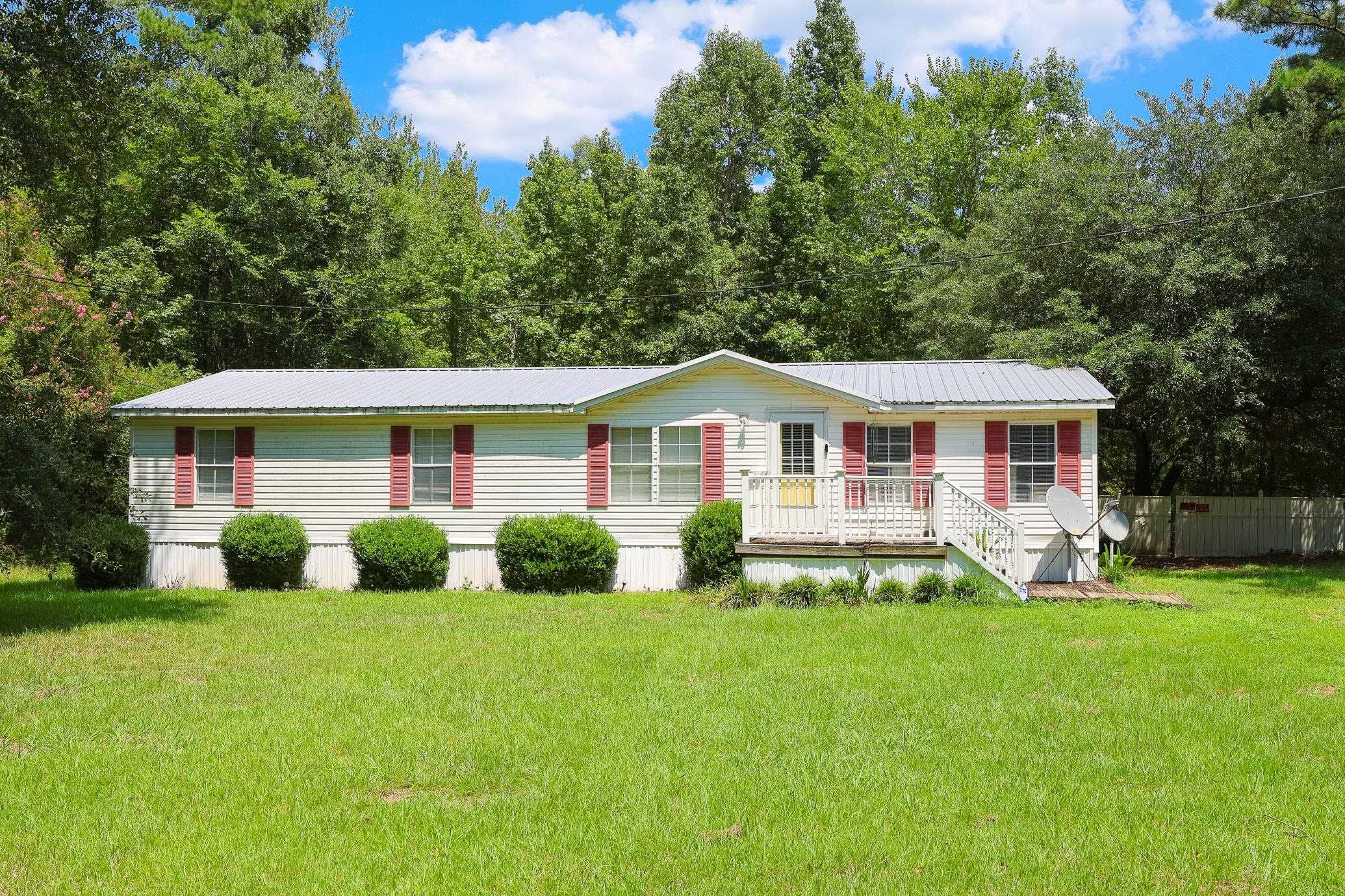 13290 Pee Dee Rd. S Property Photo 1