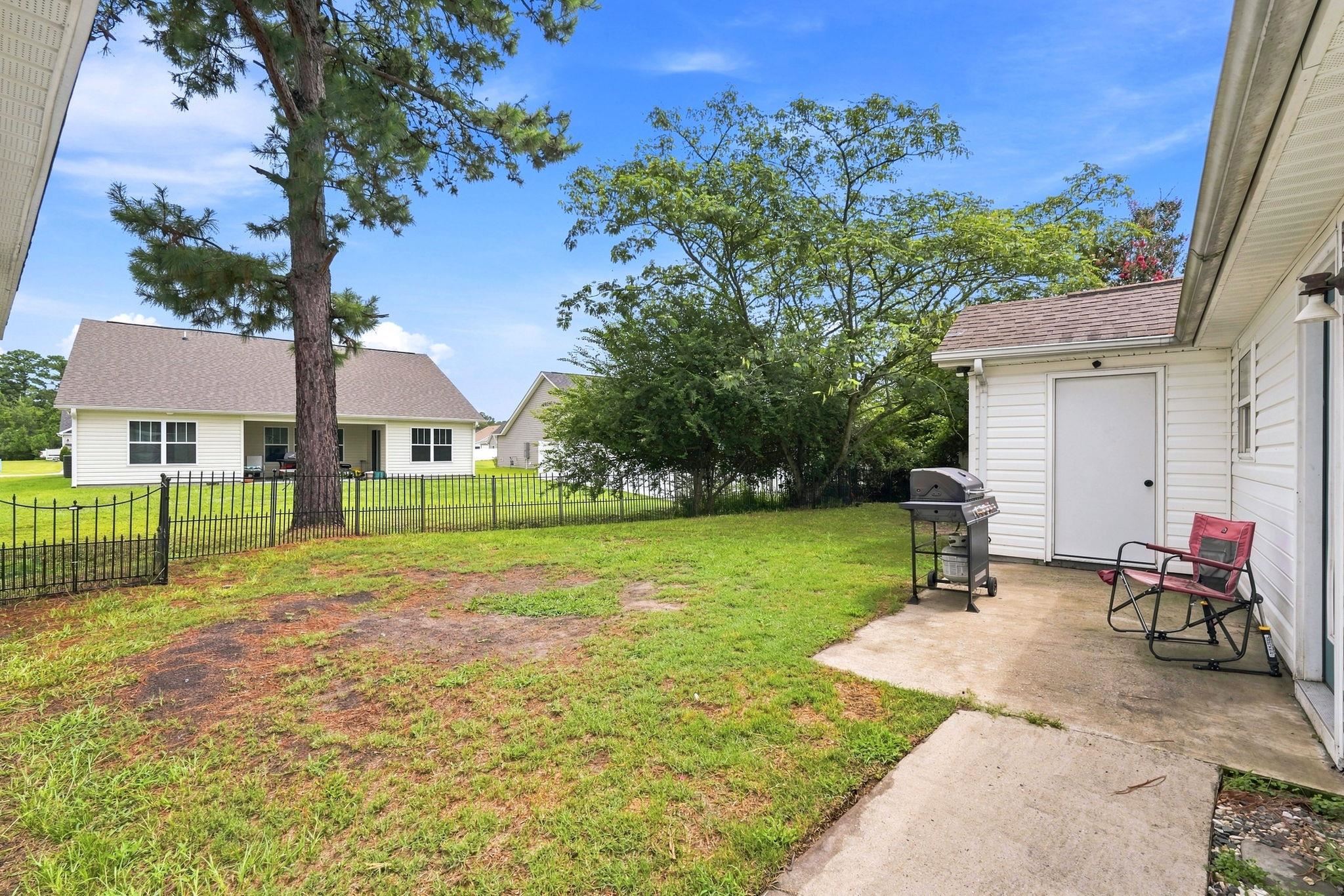 815 Esther Ct. Property Photo 7