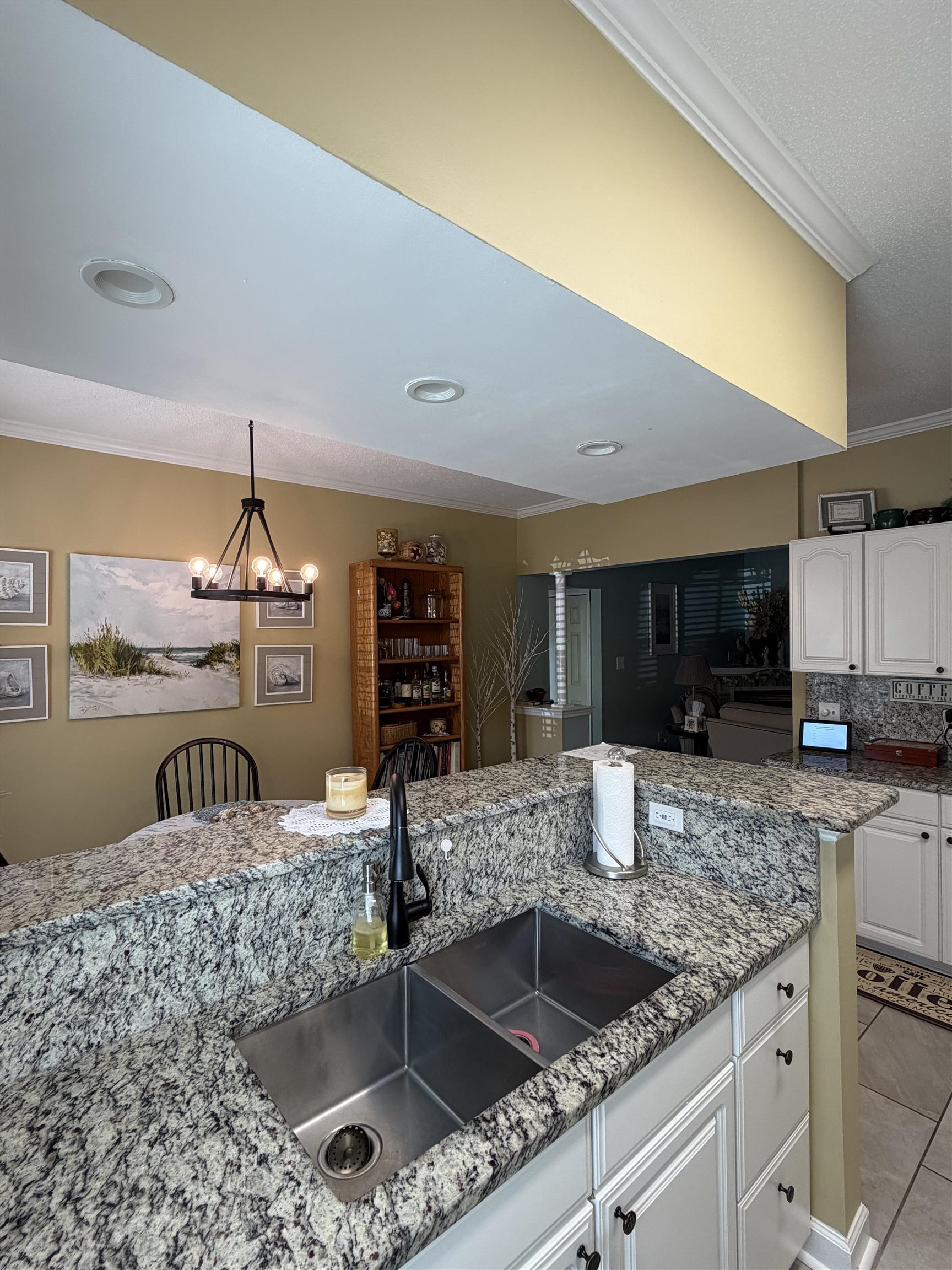 300 Willow Green Dr. Property Photo 8