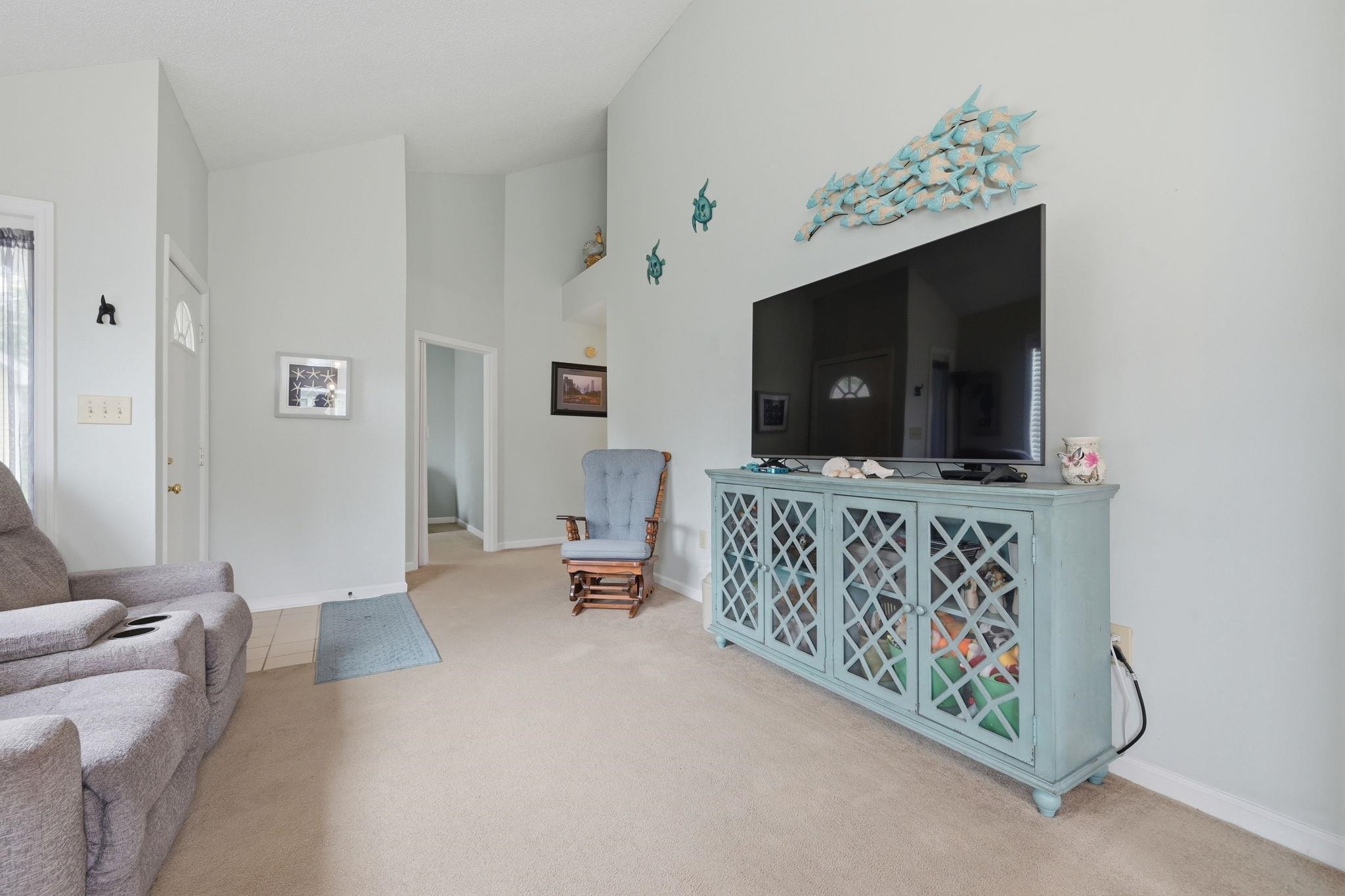 6697 Wisteria Dr. Property Photo 9
