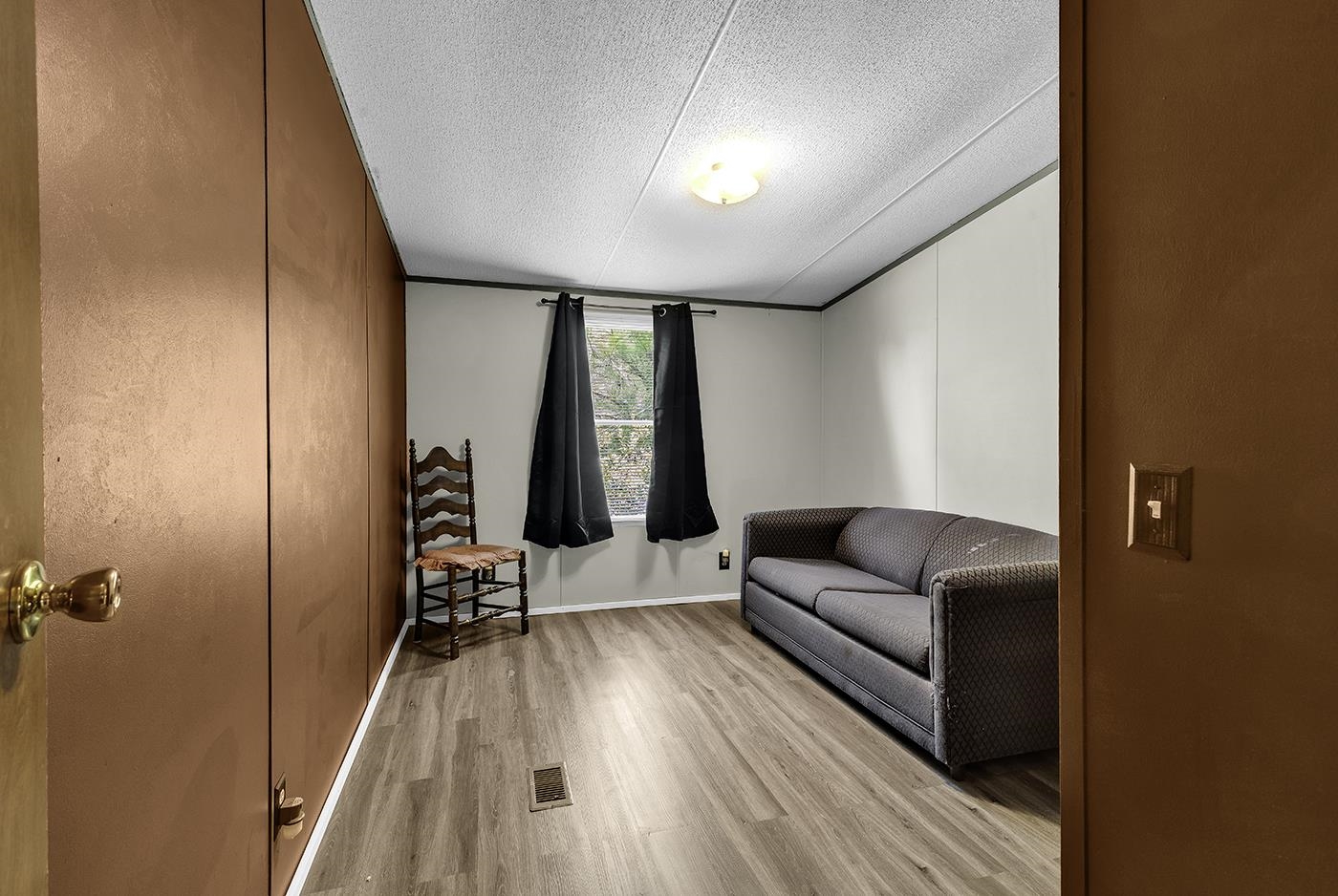 606 Daniella Dr. Property Photo 22