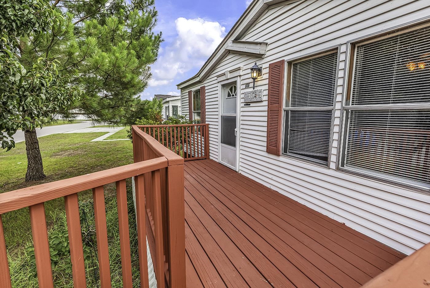 606 Daniella Dr. Property Photo 28